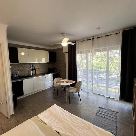 Cosy - Bord De Apartment
